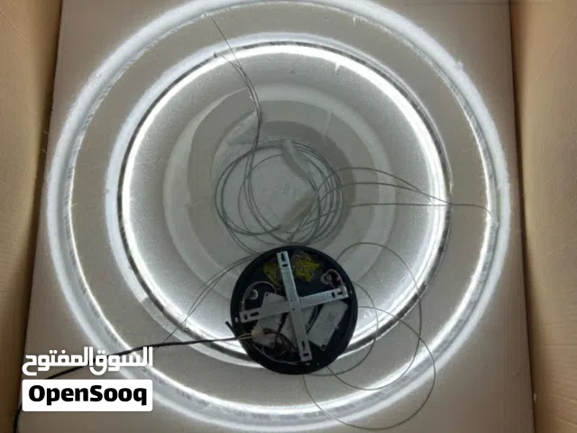 ثرية ثلاثية led