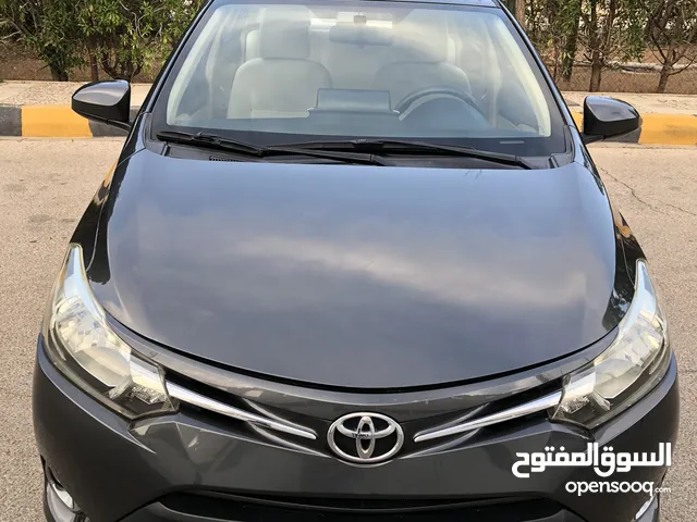 Used Toyota Yaris in Amman