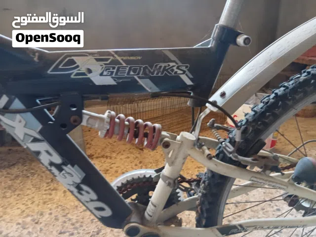 دراجة 26 .