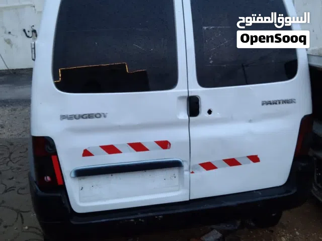 قطع بيجو ستروين فان بارنتر وبيجو 207