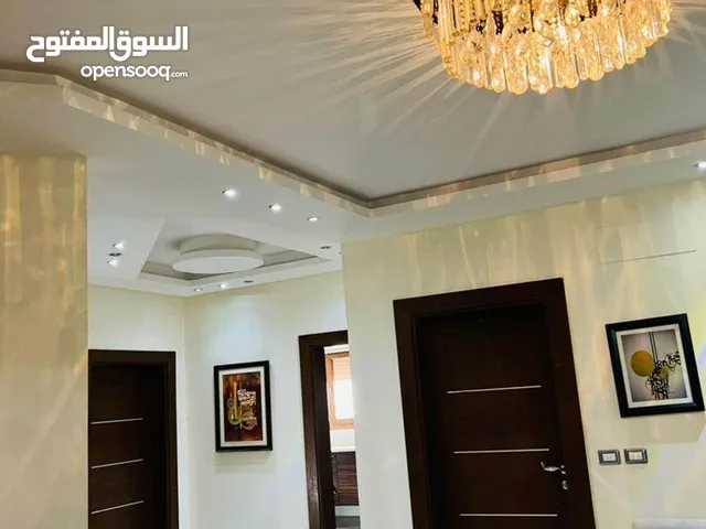 560 m2 Villa for Sale in Tripoli Souq Al-Juma'a