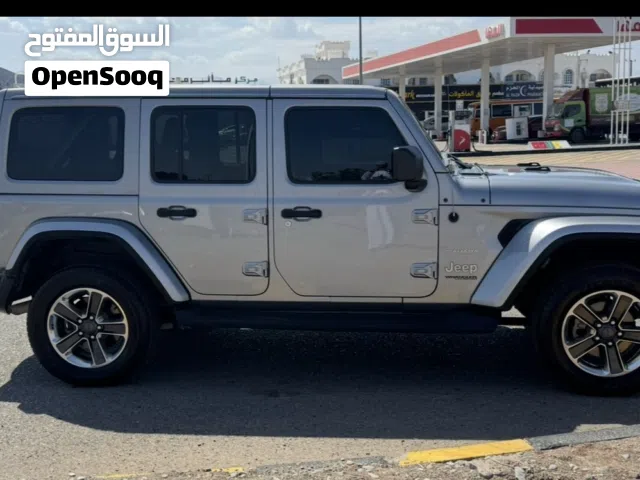 جيب رانجلر صحارى