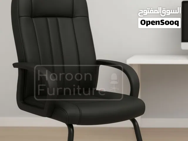 كرسي انتظار جلد مرتب للمكاتب