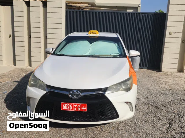 2016 تويوتا كامري XSE