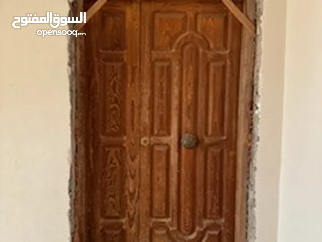 350 m2 3 Bedrooms Apartments for Sale in Tripoli Al-Kremiah