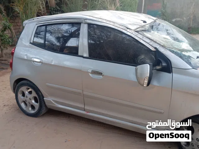 2010 كيا مورنينج Standard