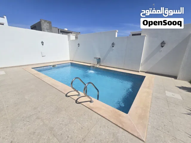 2 Bedrooms Chalet for Rent in Tripoli Al-Baesh