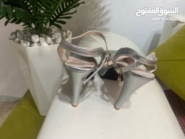 talon femme de soirée