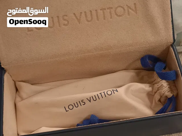 للبيع نظارة أصلية من Louis Vuitton