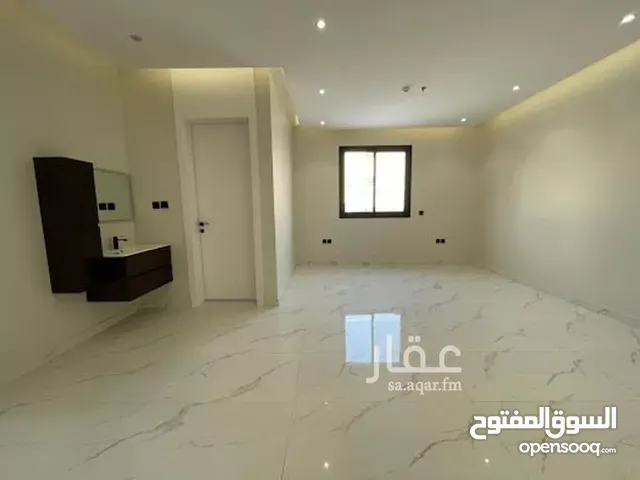 126 m2 3 Bedrooms Apartments for Rent in Al Riyadh Al Malaz