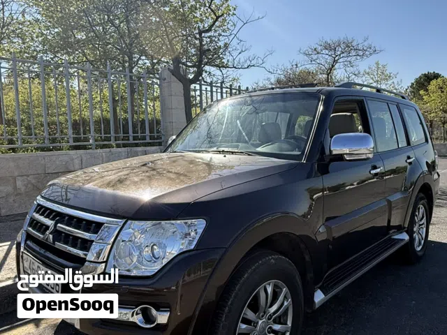 2019 ميتسوبيشي باجيرو GLS Top