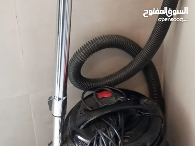 مكنسة كهربائية ماركة هوفر شبه جديدة