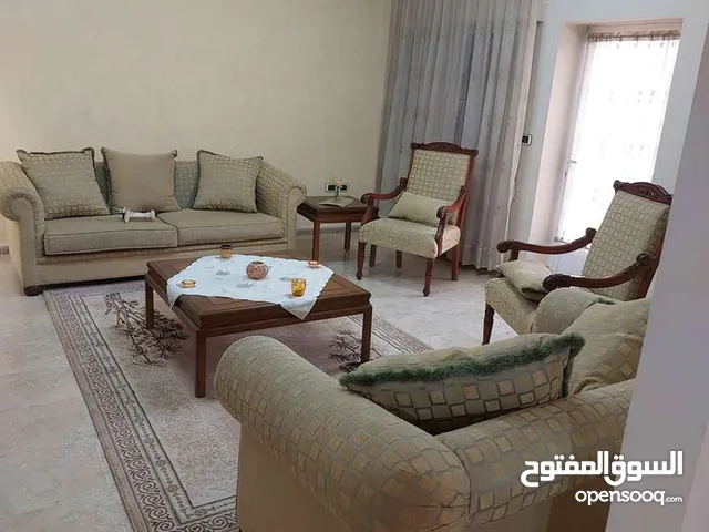 160 m2 3 Bedrooms Apartments for Rent in Amman Jubaiha