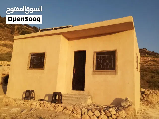 بيت ريفي للبيع