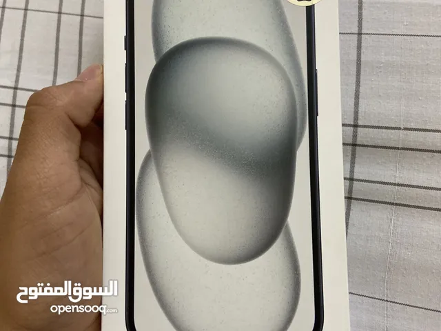 Apple iPhone 15 128 GB in Al Dakhiliya