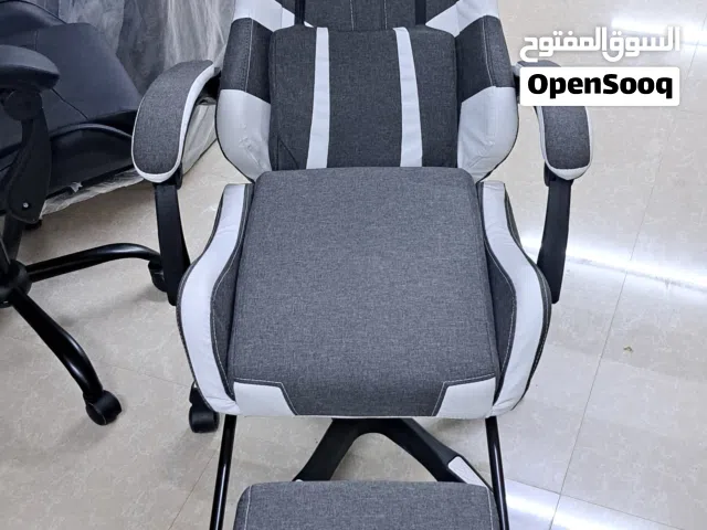 بسعر حصري كرسي العاب جلد فاخر بعدة الوان متوفر توصيل و دفع عند الاستلام جميع انحاء عمان
