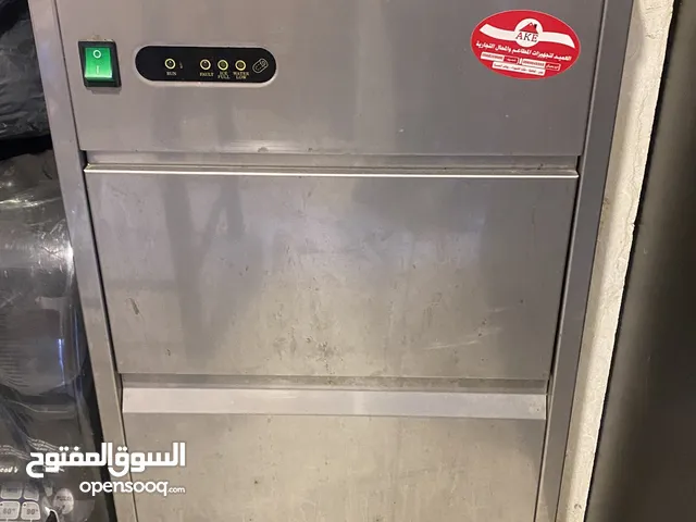 ماكنة ثلج ايطالية 32 كيلو