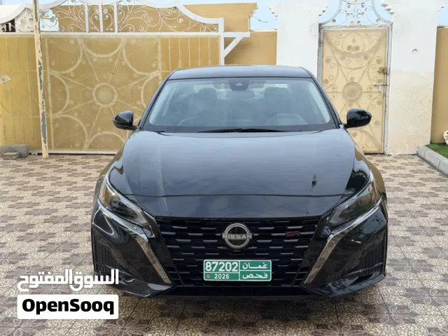 2022 نيسان التيما SR