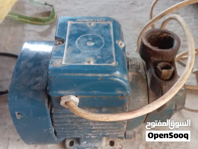 مضخه ماء ايطالي وكاله. مع قطعه