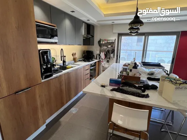 250 m2 3 Bedrooms Apartments for Sale in Amman Abdoun