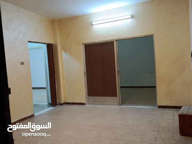 100 m2 2 Bedrooms Apartments for Rent in Zarqa Jabal Tareq
