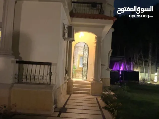500 m2 4 Bedrooms Villa for Rent in Giza Sheikh Zayed