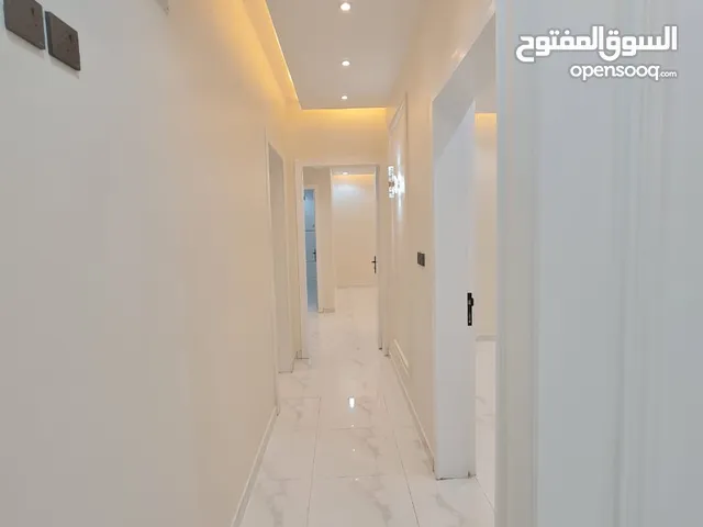 200 m2 More than 6 bedrooms Apartments for Rent in Abha Durat Al Mansak