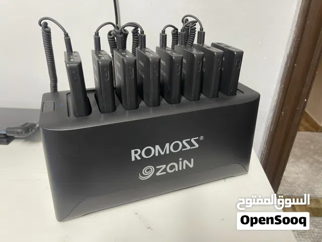 بور بانك ستيشن كامل من شركة زين يحتوي على 8 power bank 10000mah