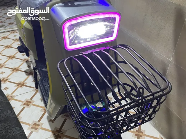 دراجة R7 شحن استخدام قليل ونضافة 90%
