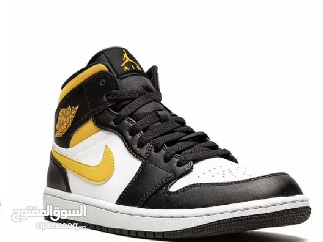 Air Jordan 1 Mid "White/Pollen/Black" sneakers original 100%