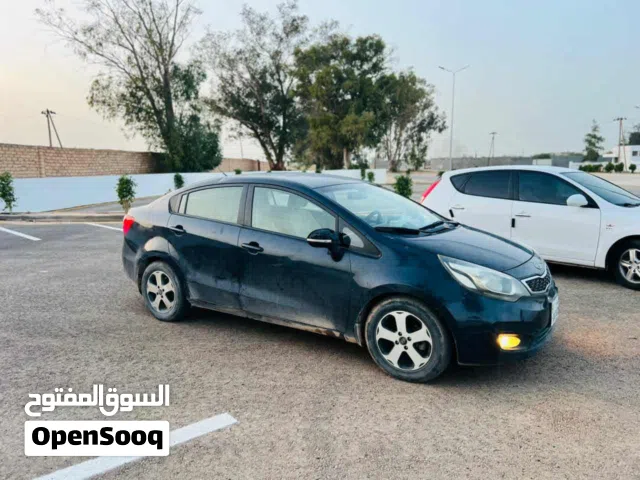 2012 كيا برايد Standard