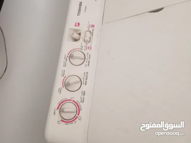 غسالة عادي حوضين توشيبا بحالة ممتازة