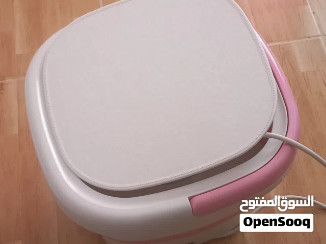 غسالة ملابس صغيرة مستعملة استعمال خفيف للبيع