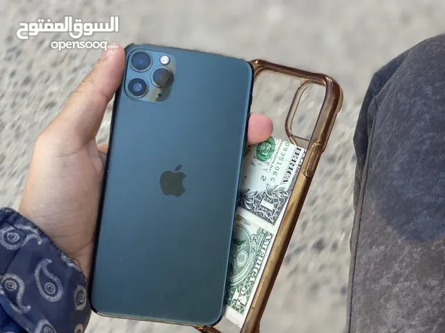 Apple iPhone 11 Pro Max 256 GB in Basra