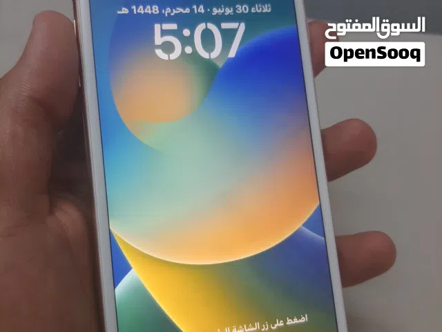 ايفون 8 بلس