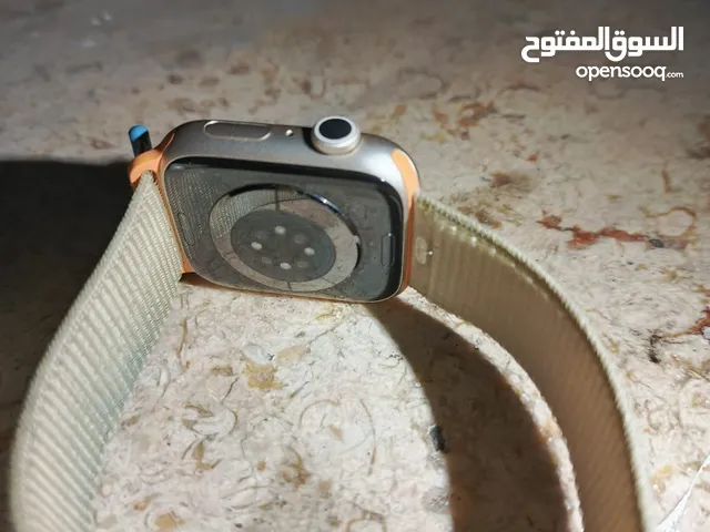 عندي ساعة ابل اصلي وسماعات ابل للبيع الساعة