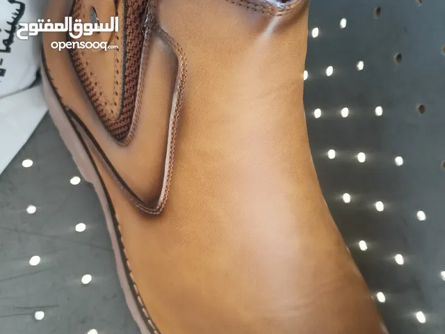 43 Casual Shoes in Ajloun