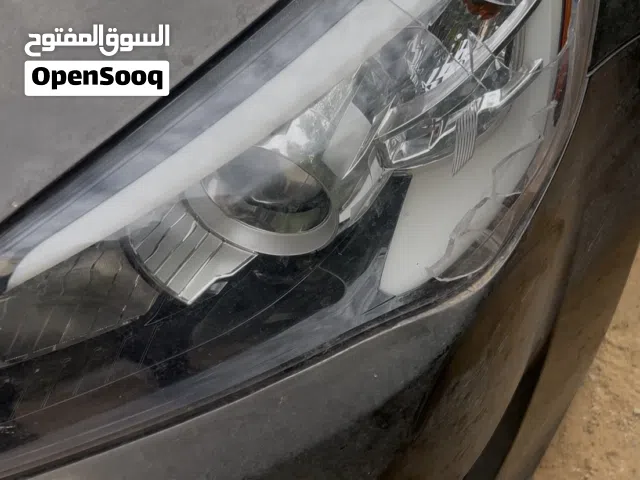 فنار كيا كادينزا 2012 كسر ف قشره فقطط فنار اصلي من سيارتي طول (من جيه سواق) فنار مكحل