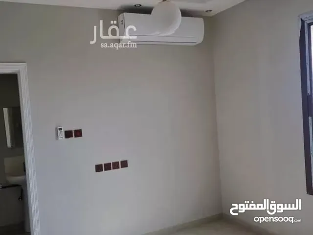 شقة للايجار السنوي حي العارض في الرياض