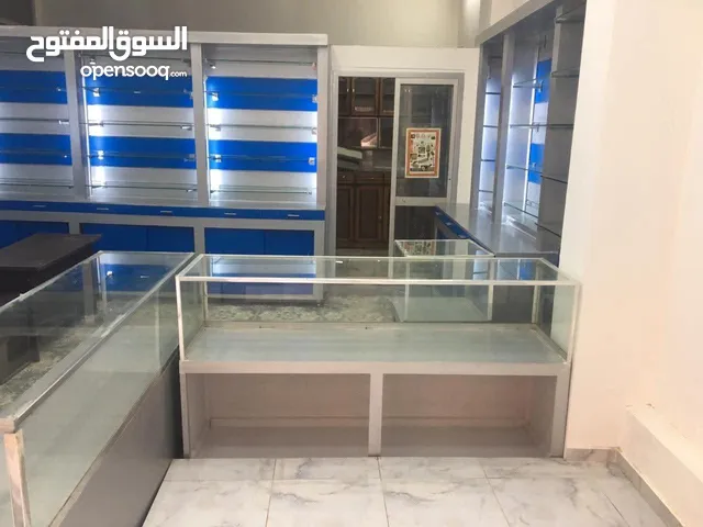 خشب صيدليه للبيع