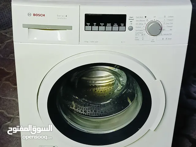 Bosch 8 kg washing machine for sale in good working with warranty delivery is free