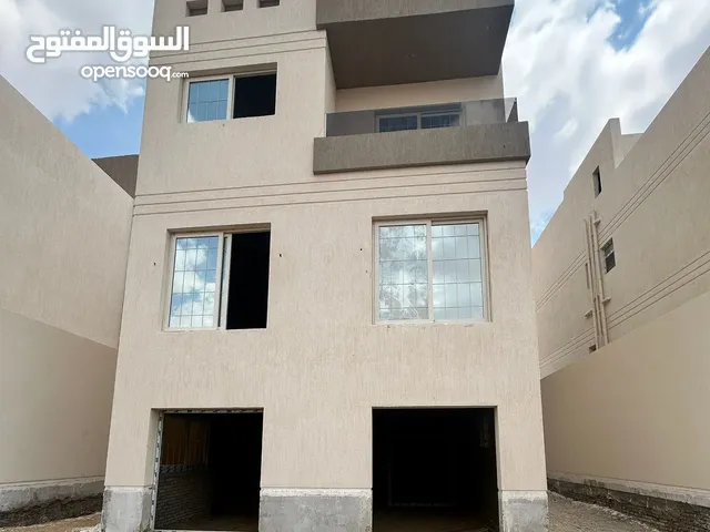 فيلا 4 أدوار للبيع بالشيخ زايد-إستلام فورى وتقسيط حتى 6 سنوات