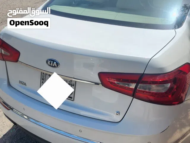 2015 كيا كادينزا Standard