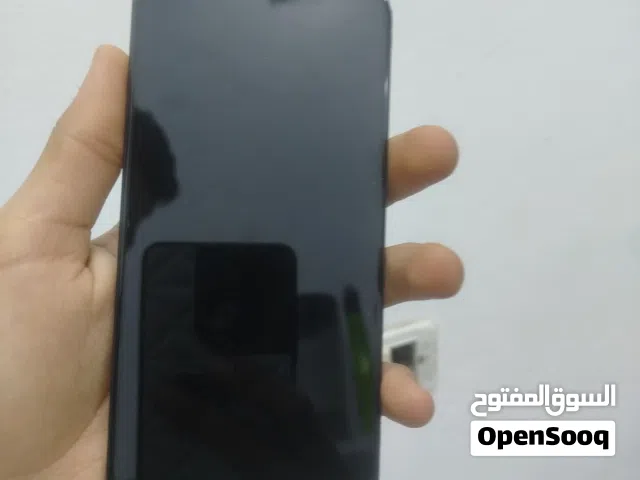 شاشه للبيع ايفن 11 برو مستعمل   الصليه