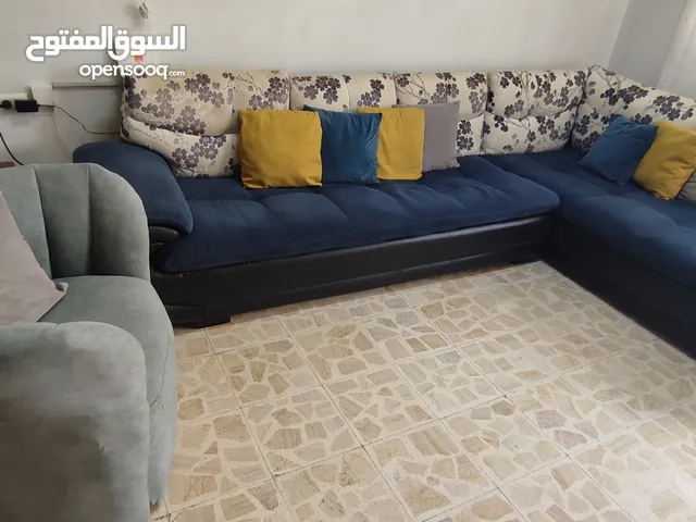 طقم جلوس كورنر مستعمل بحالة جيدة