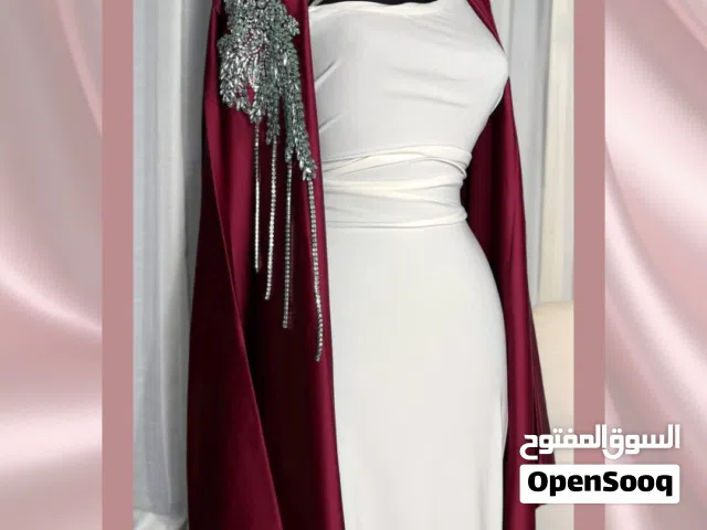 فساتين وعبايات راقية