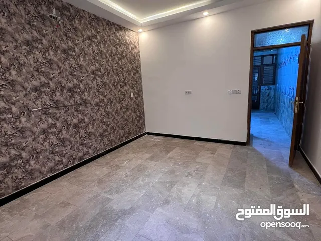 بيت 54 م في السيدية