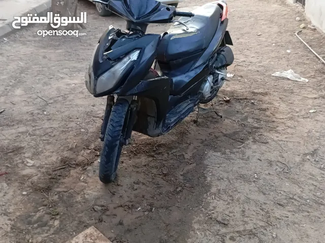 موطو سزوكي125.