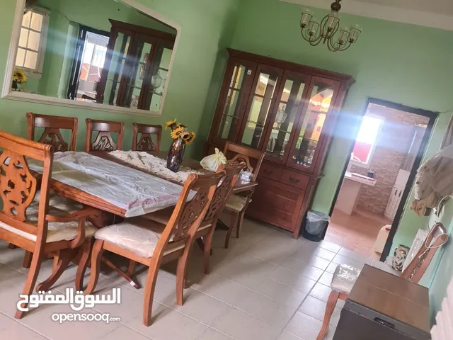 318m2 5 Bedrooms Townhouse for Sale in Muharraq Arad