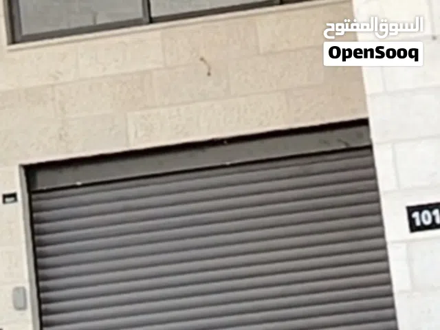 ثلاث محلات تجاري للبيع على الشارع الرئيسي مباشره في منطقه الطيره